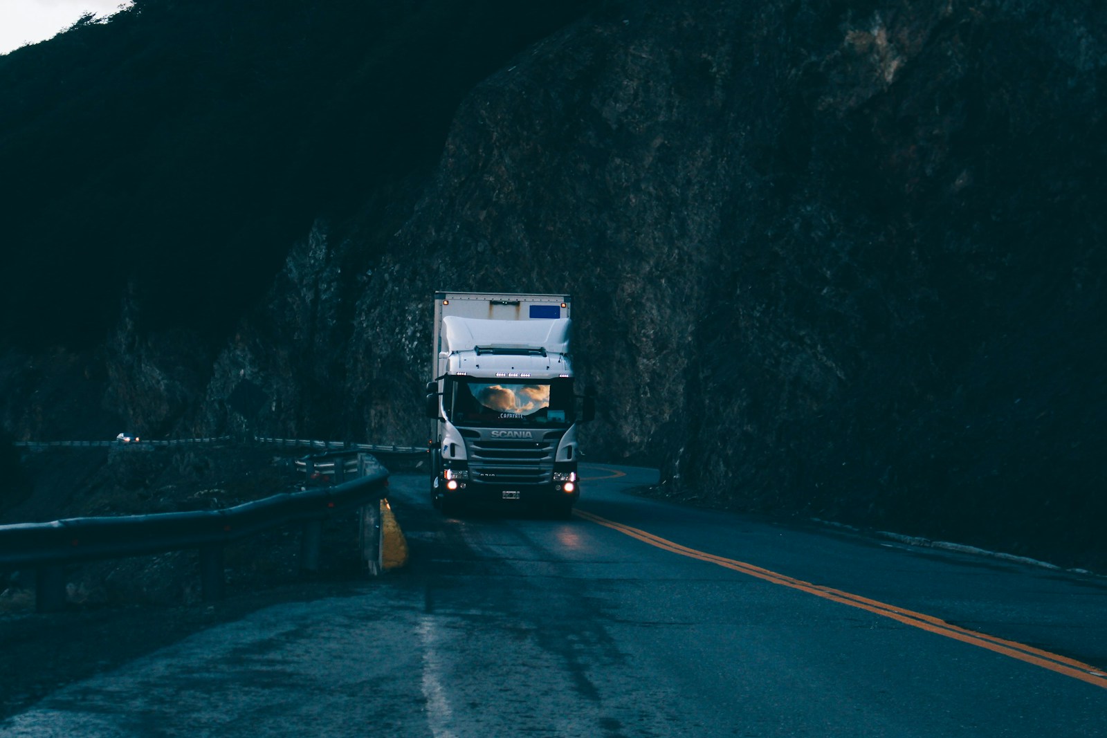 Personal injury cases involving commercial vehicles or trucks differ significantly from those involving standard passenger vehicles. Due to their size, weight, and unique regulations, truck accidents